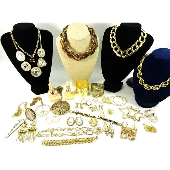 Chunky Statement Jewelry Lot Goldtone 35pc - Picture 1 of 14
